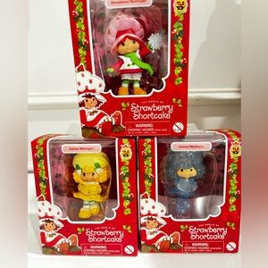 TLS Toys Strawberry Shortcake CHASE Holiday Mini Figure